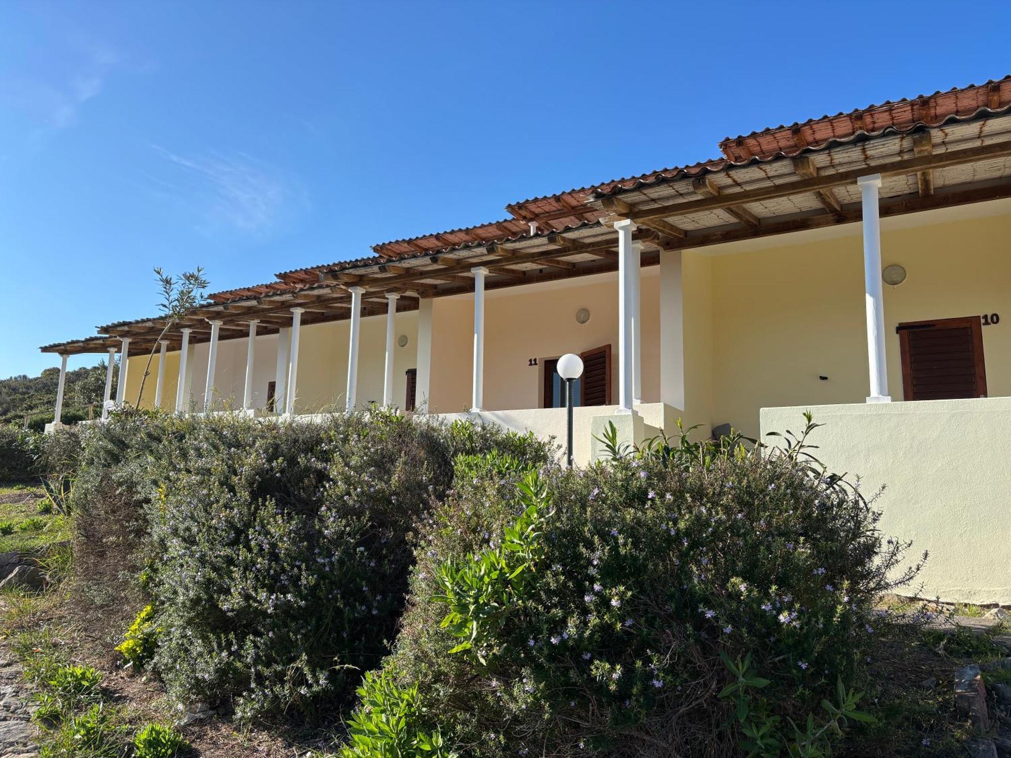 Camping Tonnara Cala Sapone エクステリア 写真